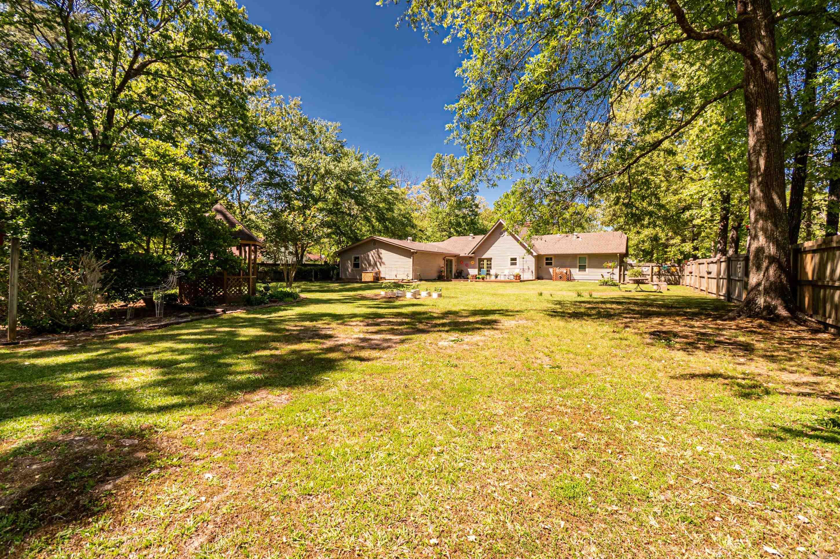 MONTICELLO - Residential