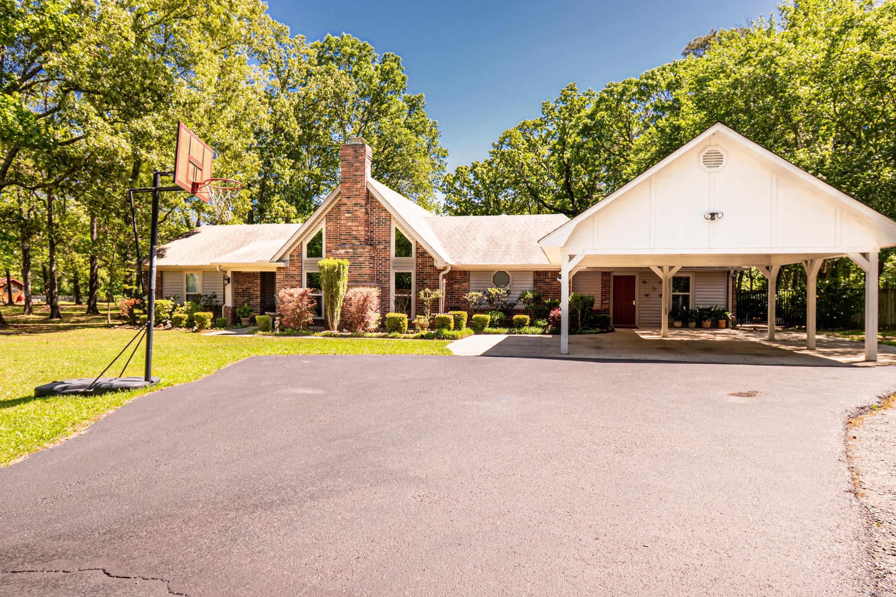 MONTICELLO - Residential