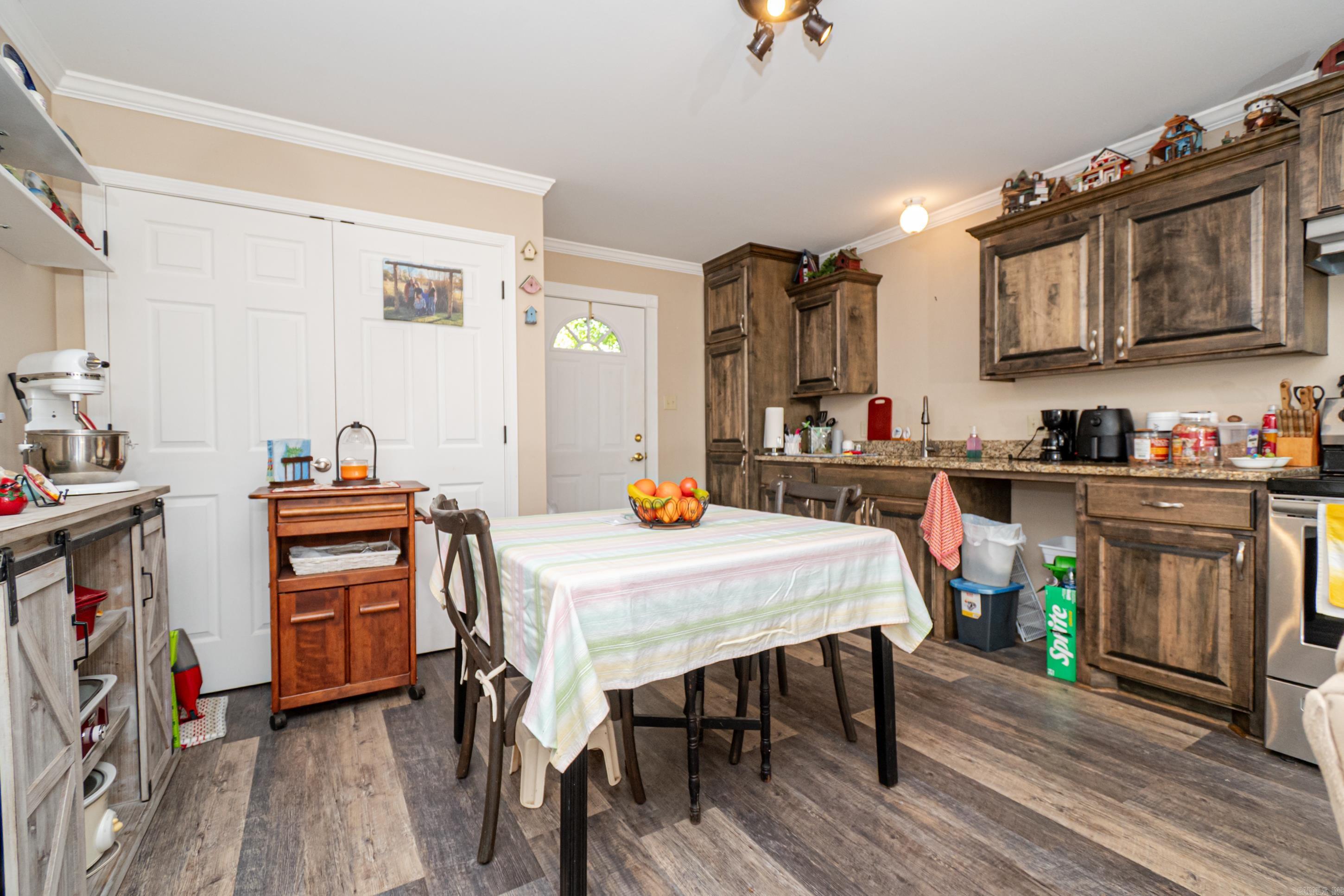 MONTICELLO - Residential