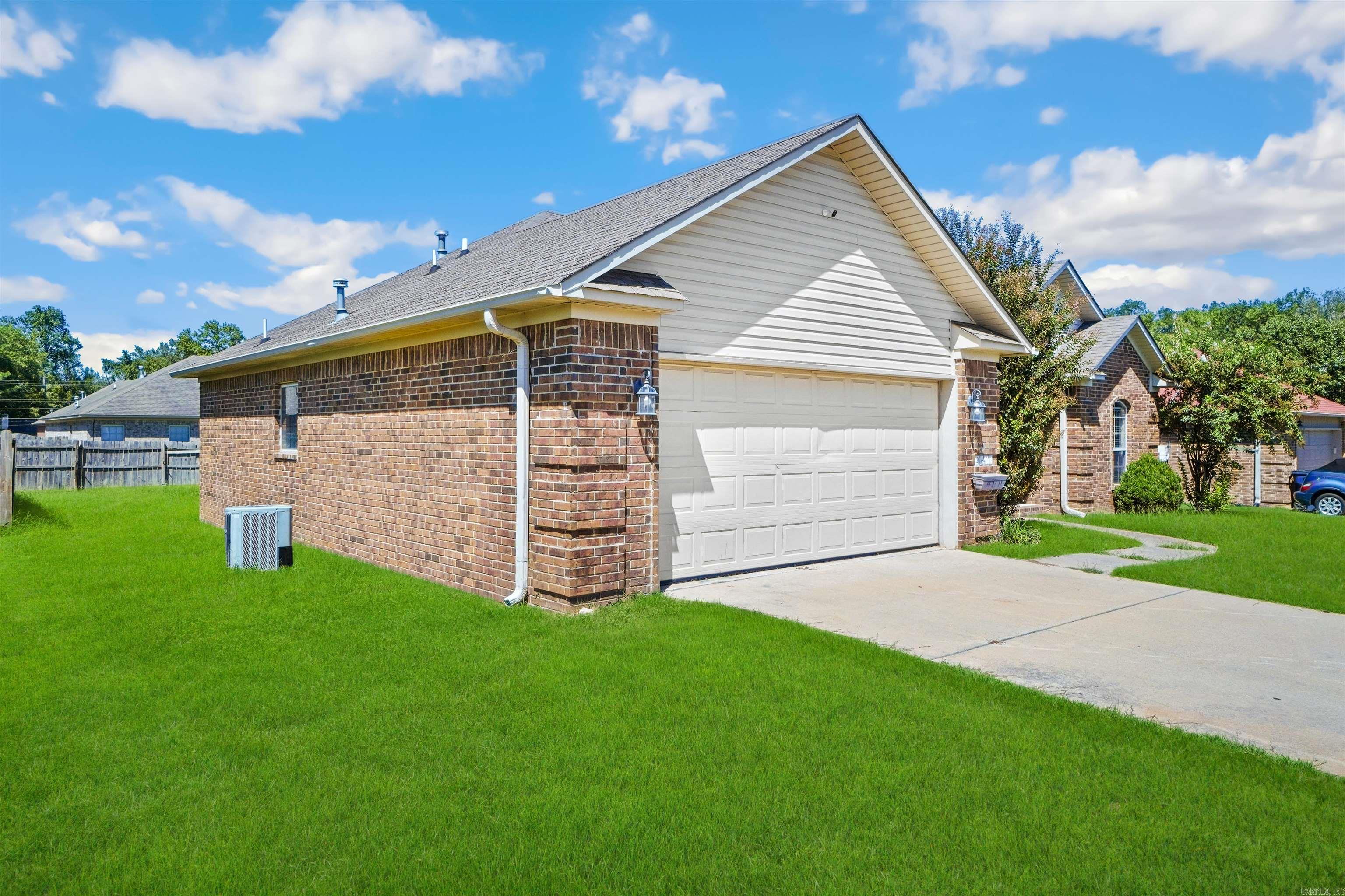 Stonehenge - Residential