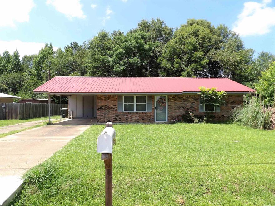 Looking for the perfect investment property? Look no further. 2 BR, 1BA, 925 sqft, .19 acres, with carport & extra parking pad on the side, as well as a storage shed in the backyard. All kitchen appliances & washer & dryer to convey. Newer metal roof, approx. 10 years old. 30 gallon hot water heater. HVAC age & status unknown. Utility room in storage room in carport. All electric. This property is listed to sell, being sold as-is, & the price is right. All offers must be submitted in writing with pre-approval letter & are subject to court approval. Call for an appointment to tour this property!