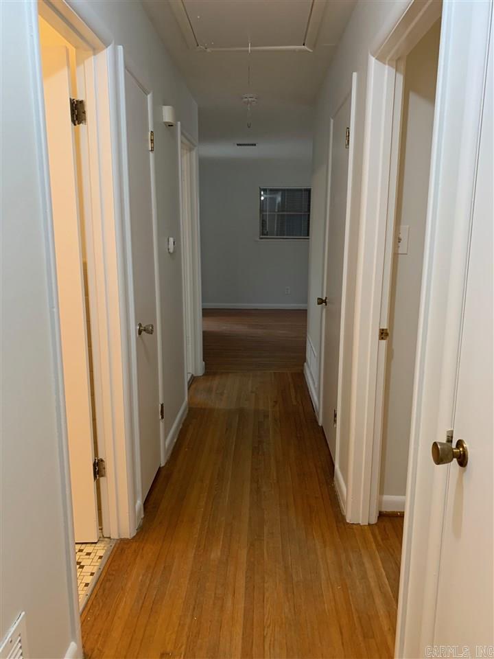 Markham Manor - Residential Lease