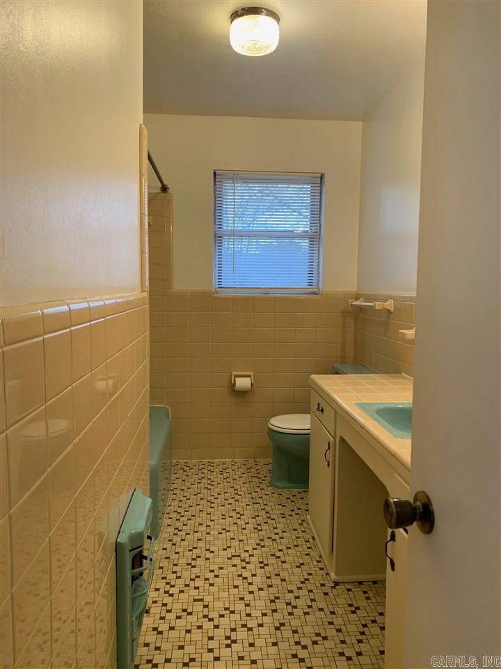 Markham Manor - Residential Lease