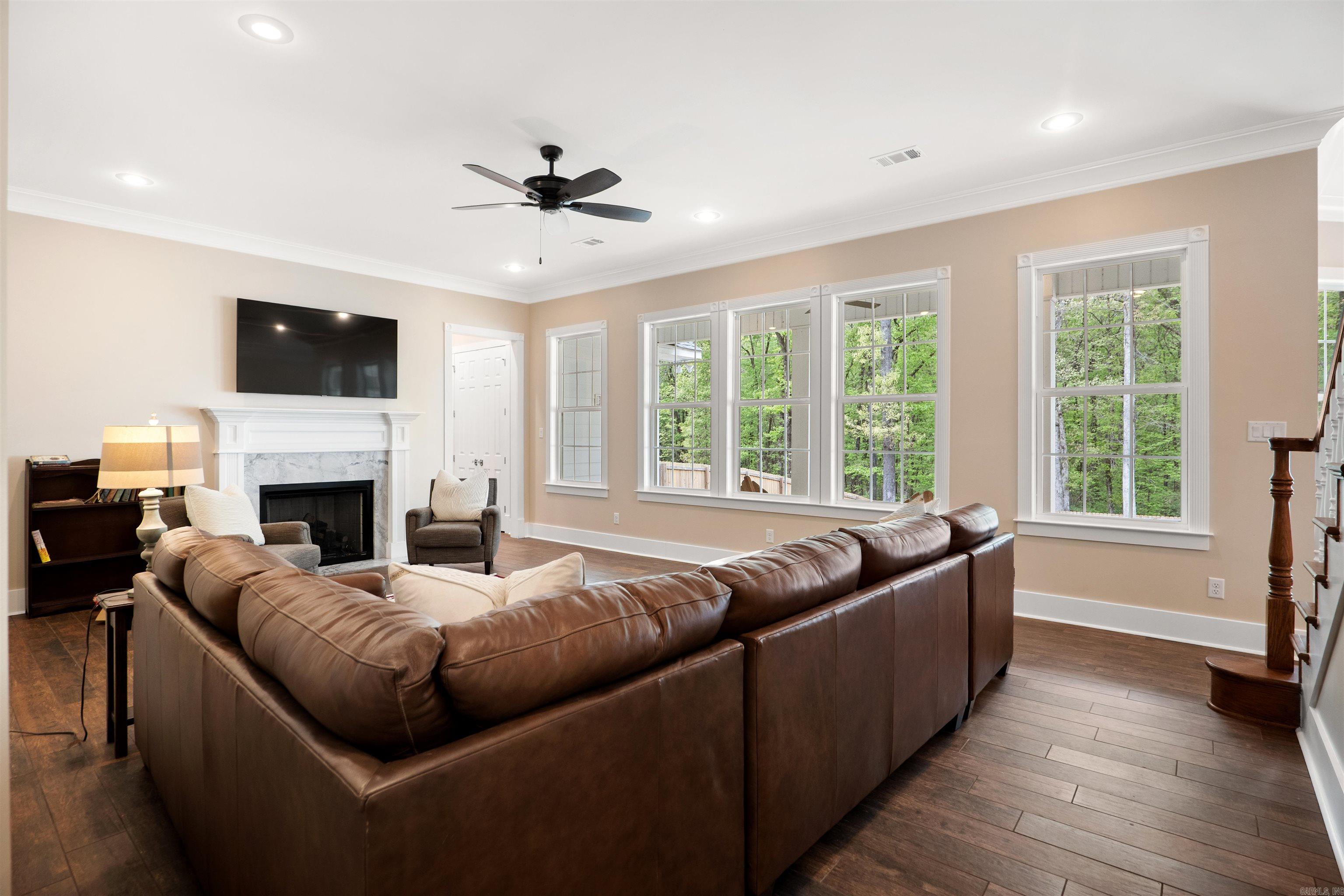 ARNOLD'S FOREST - Residential