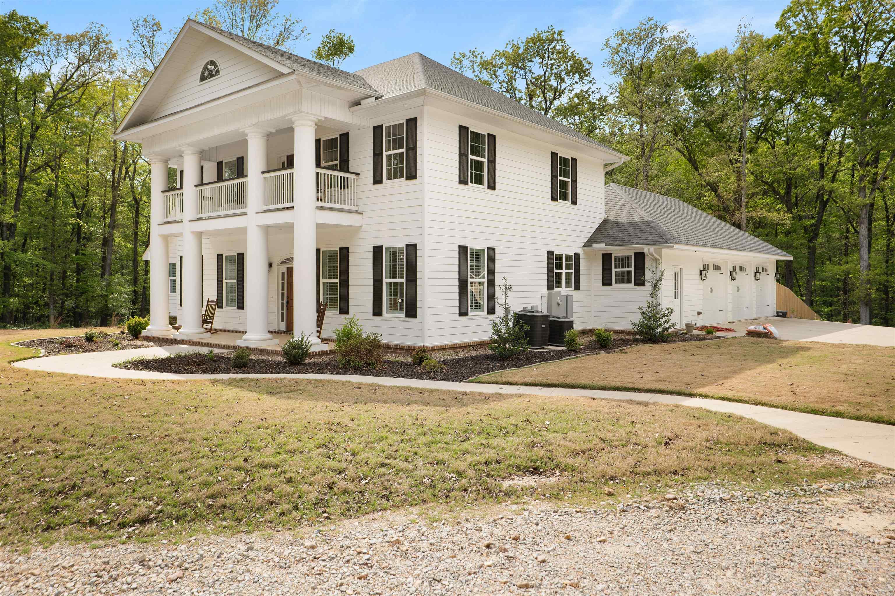 ARNOLD'S FOREST - Residential