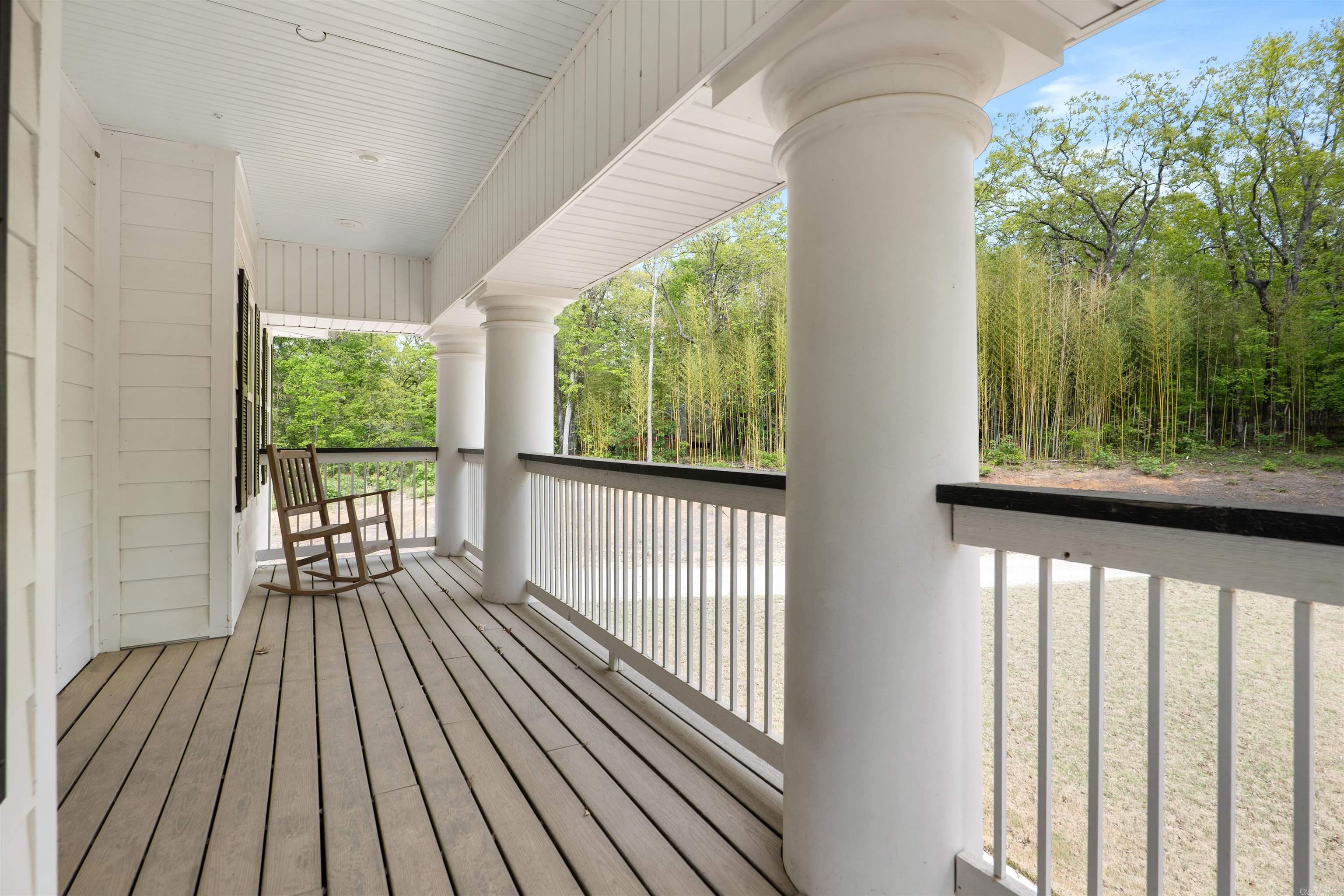 ARNOLD'S FOREST - Residential