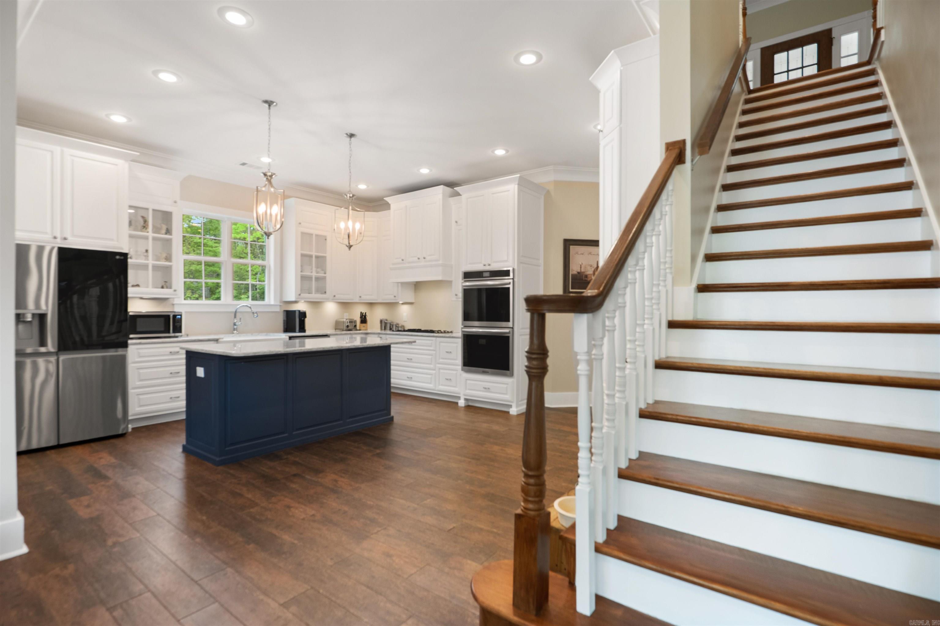 ARNOLD'S FOREST - Residential