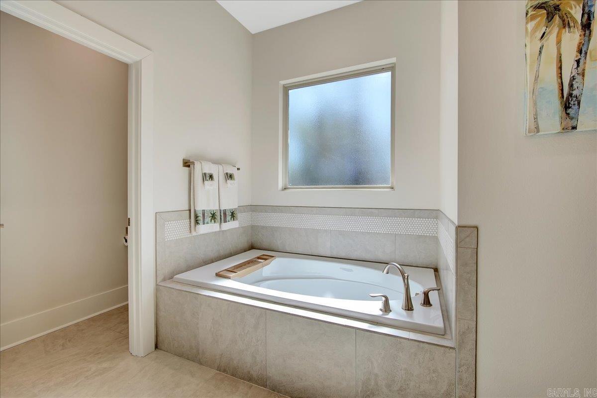 LADERA - Residential