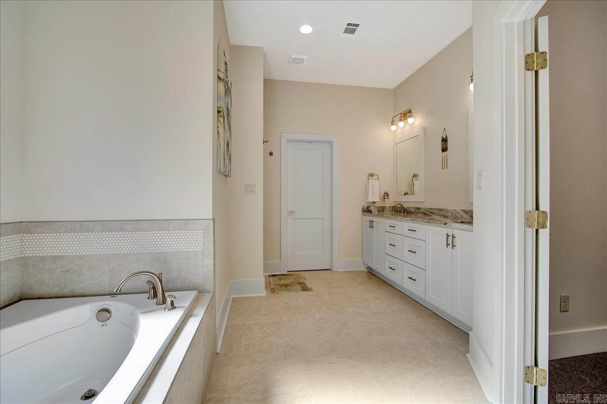 LADERA - Residential