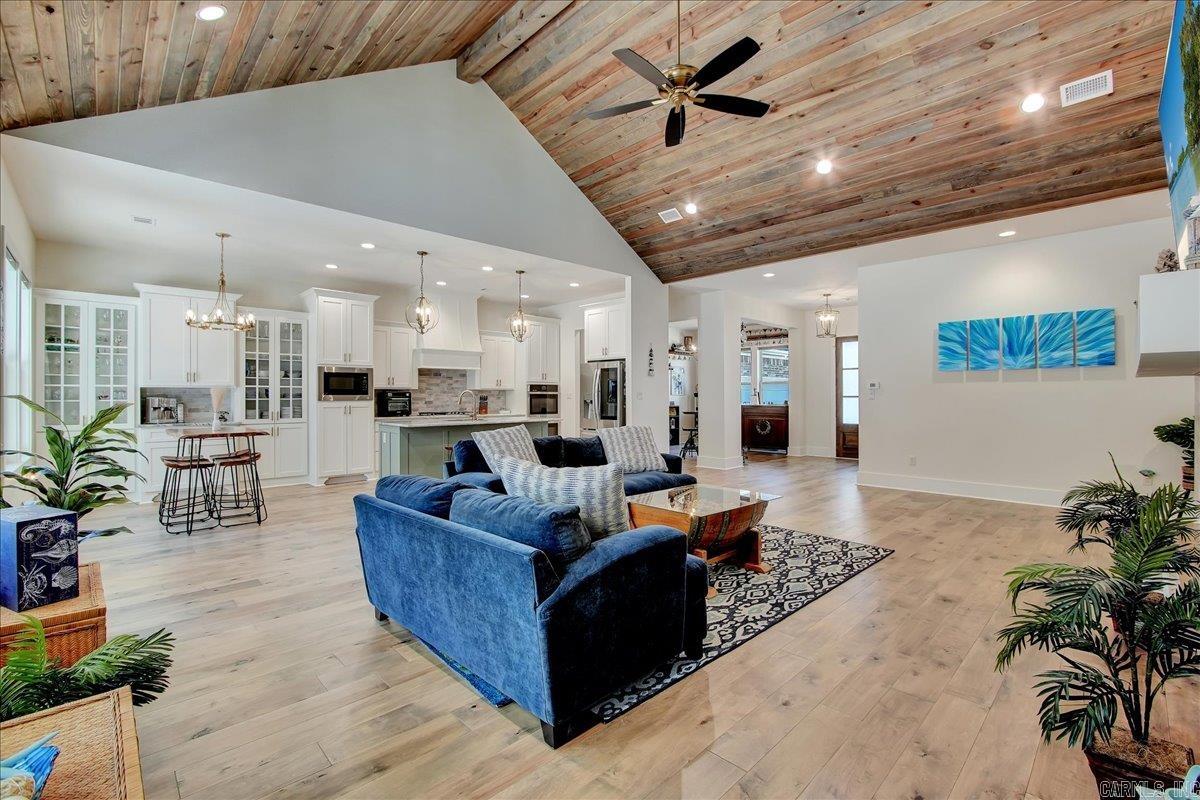 LADERA - Residential