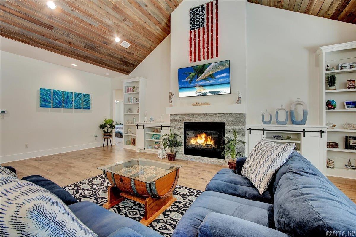 LADERA - Residential