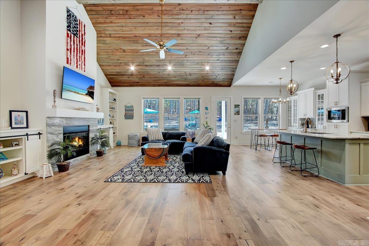 LADERA - Residential