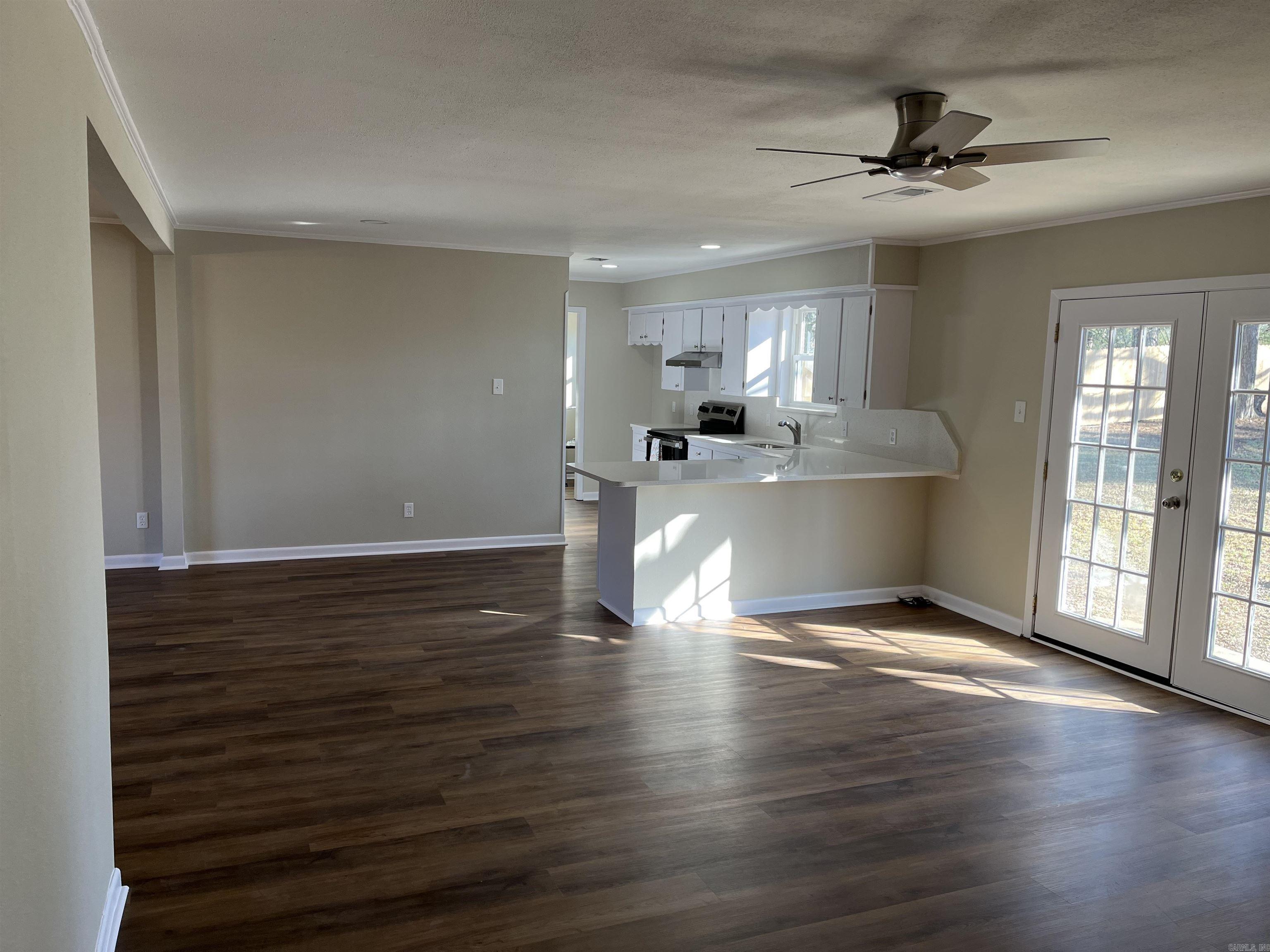 Robinson II - Residential