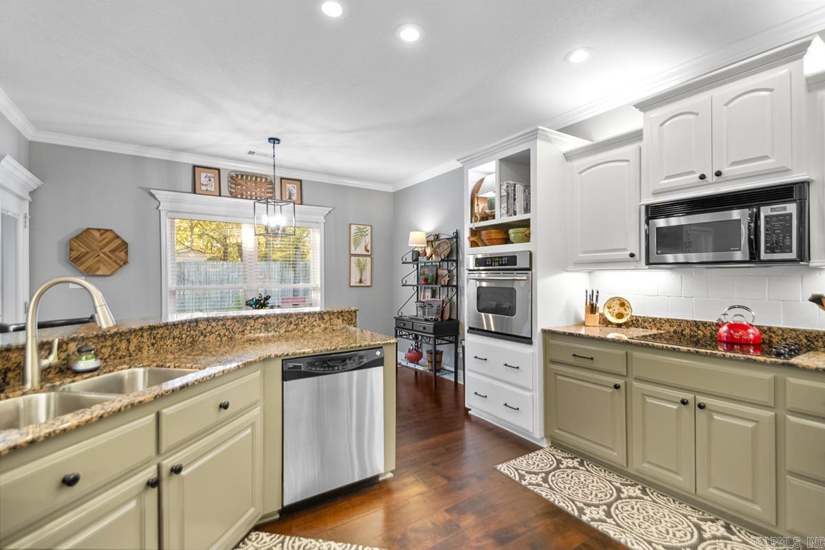 HURRICANE LAKE EST - Residential