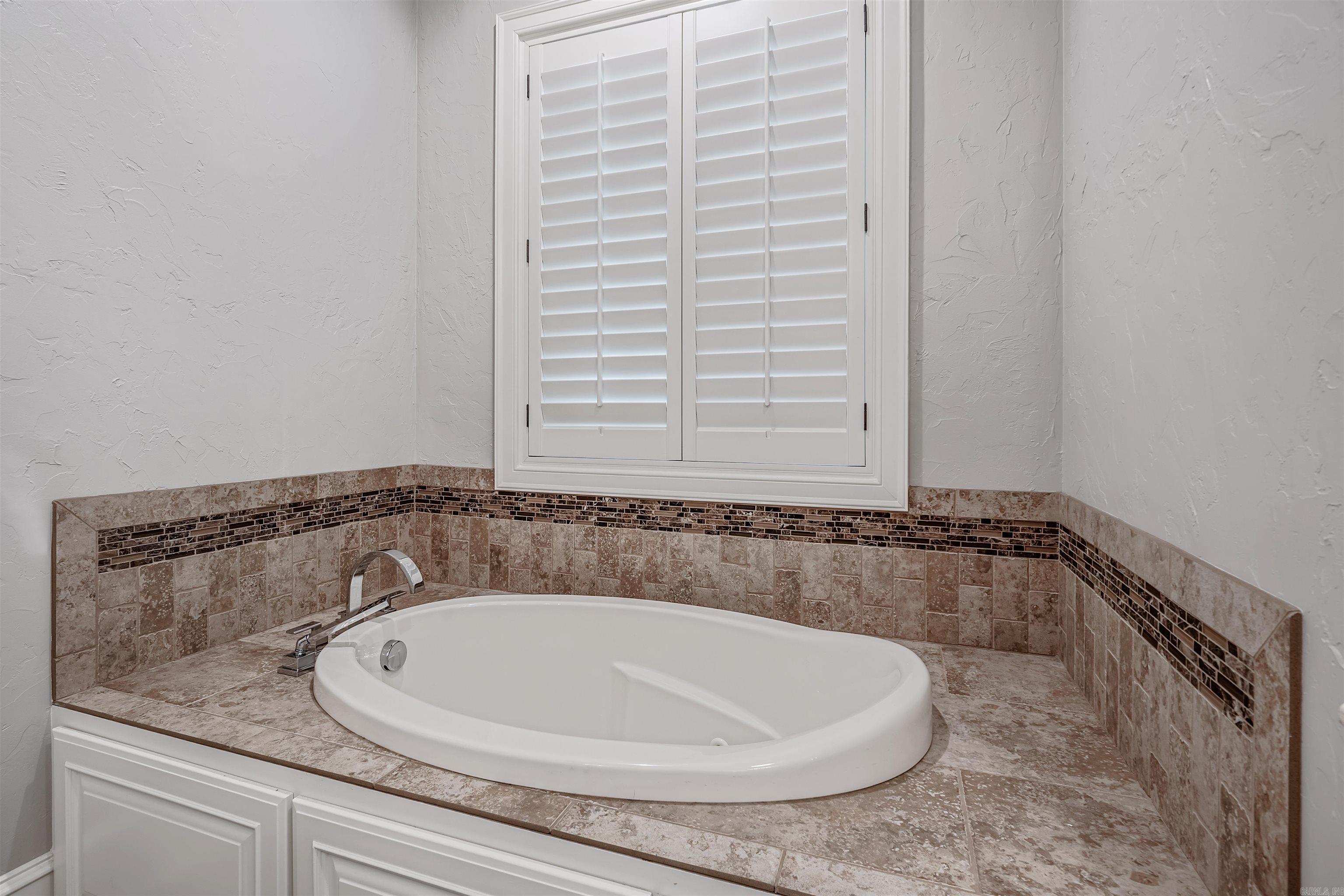 CHENAL VALLEY ORLE - Residential