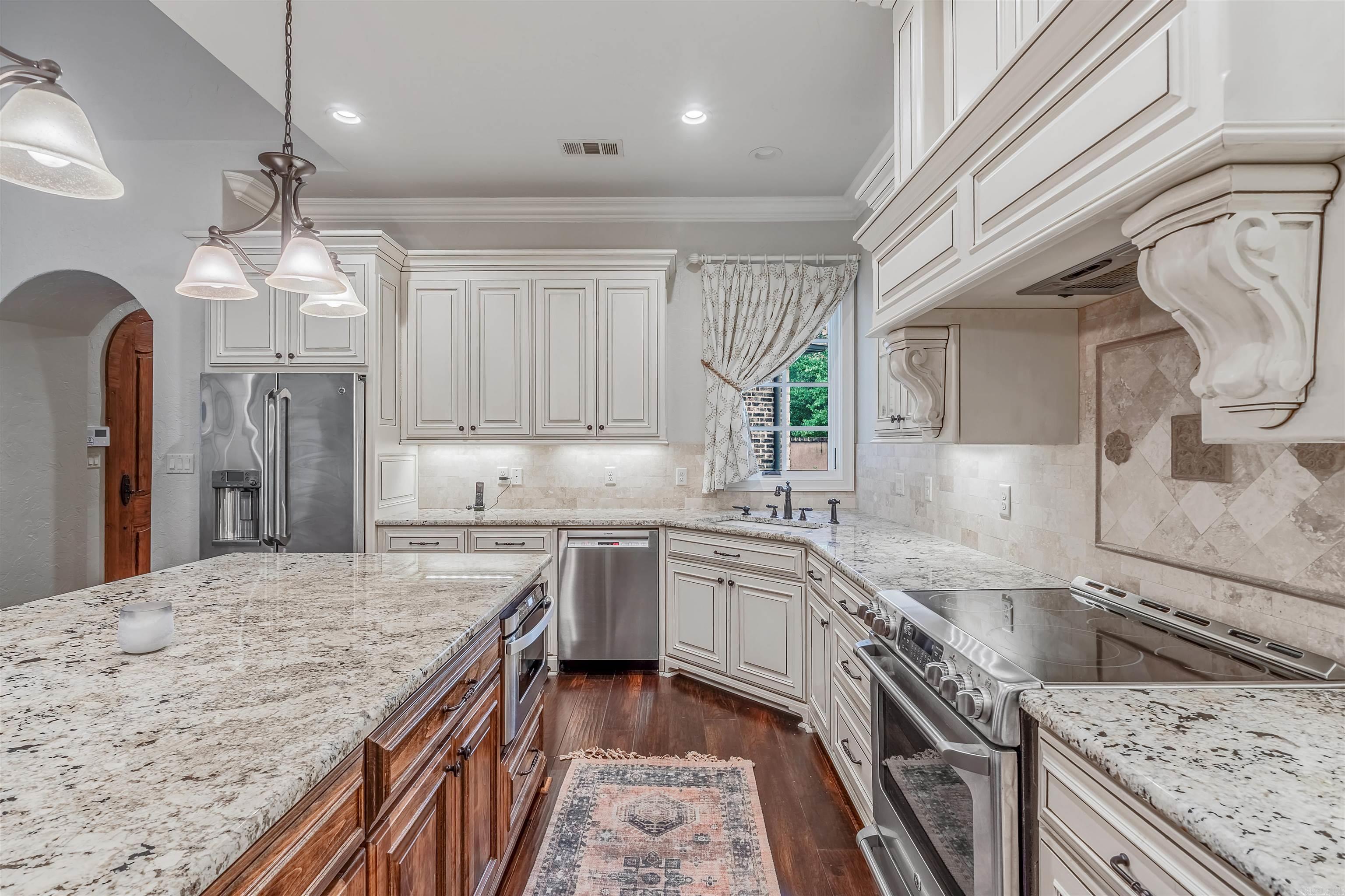 CHENAL VALLEY ORLE - Residential