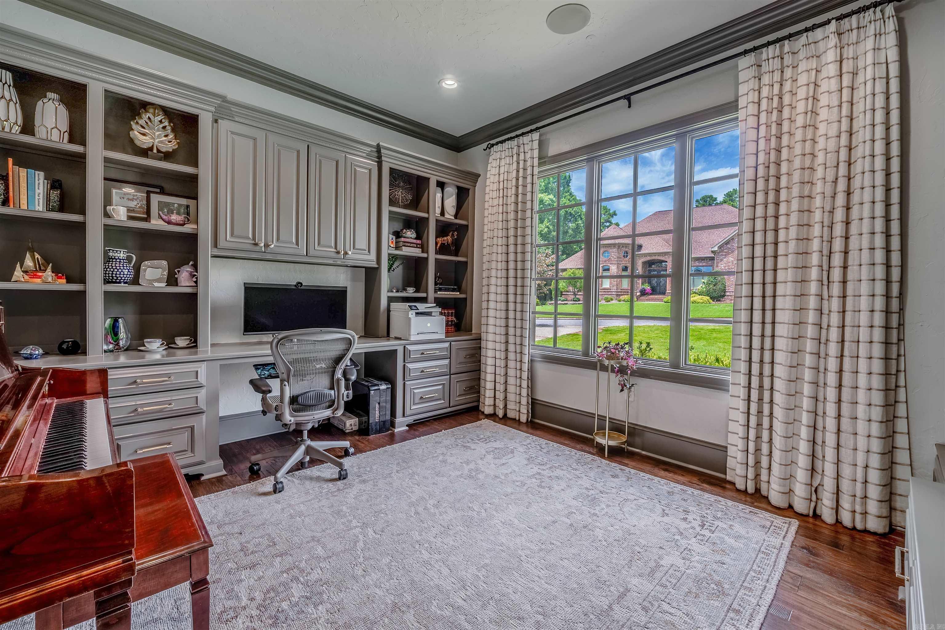 CHENAL VALLEY ORLE - Residential