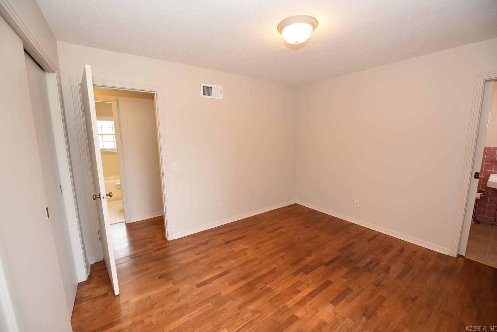 Clinton Original - Residential