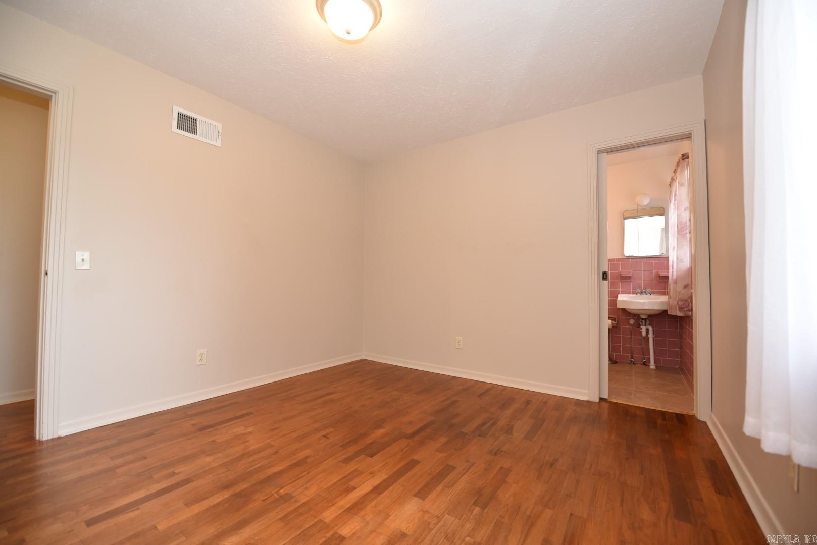 Clinton Original - Residential