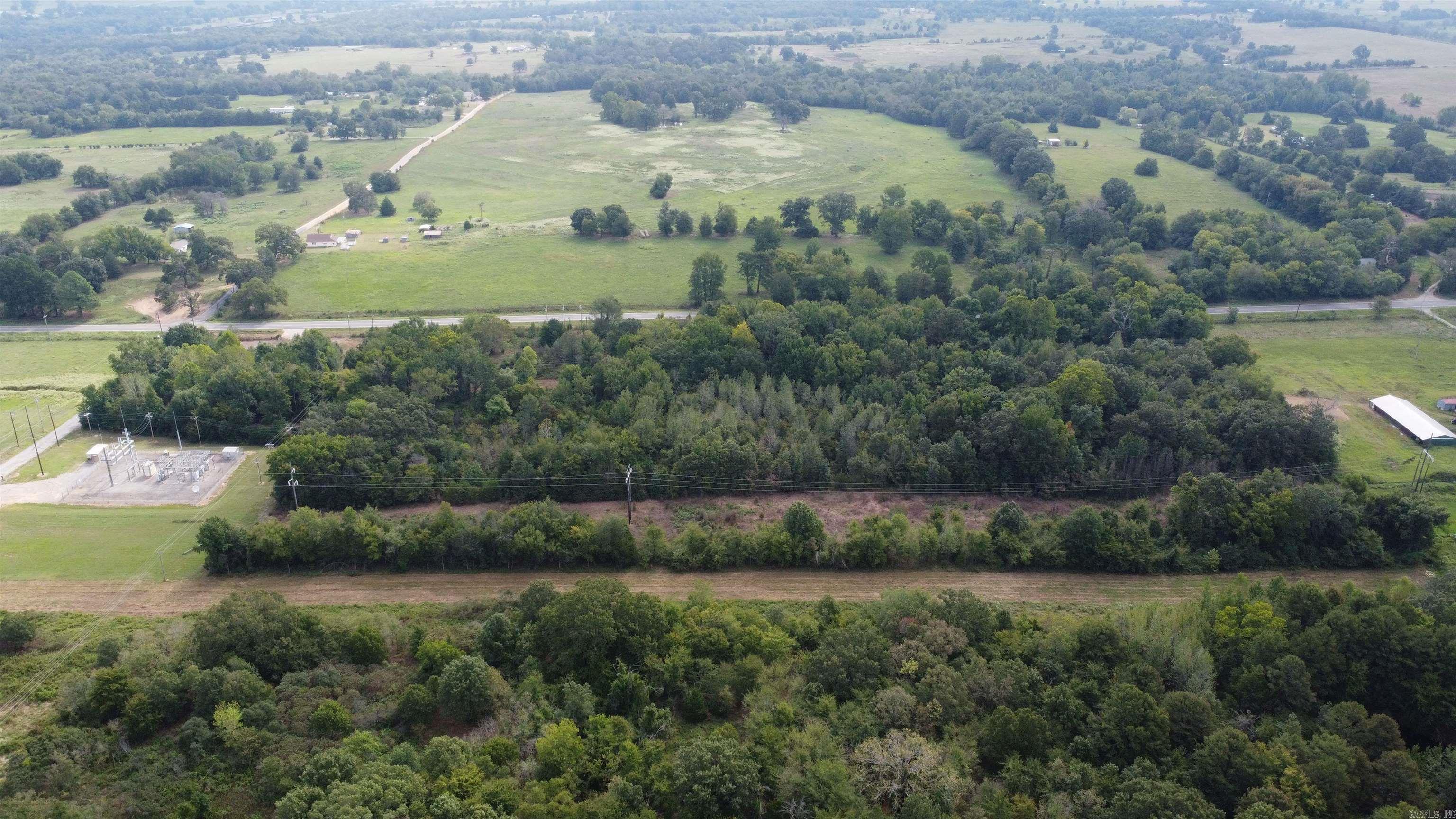 Country - Commercial Sale