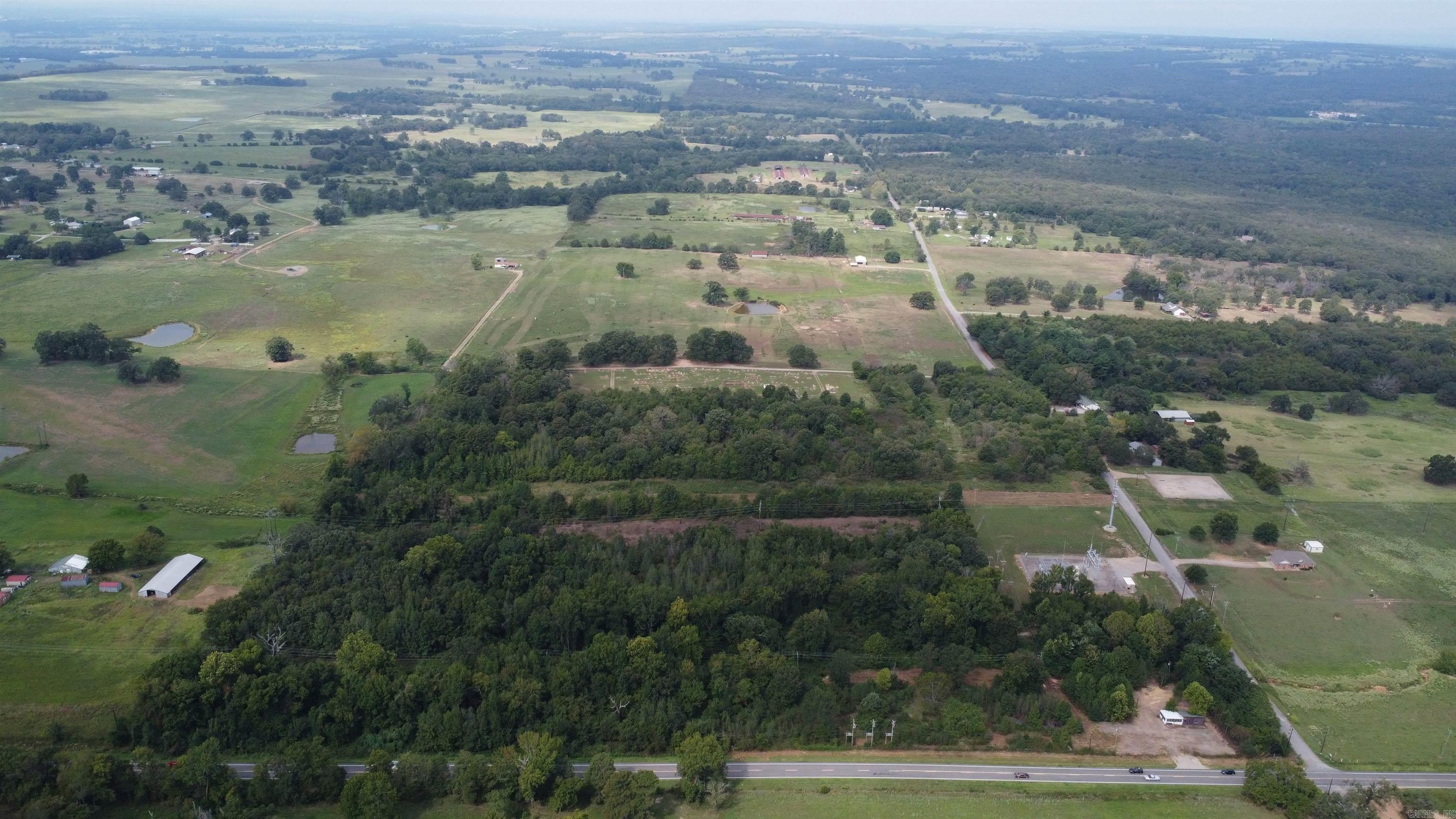 Country - Commercial Sale