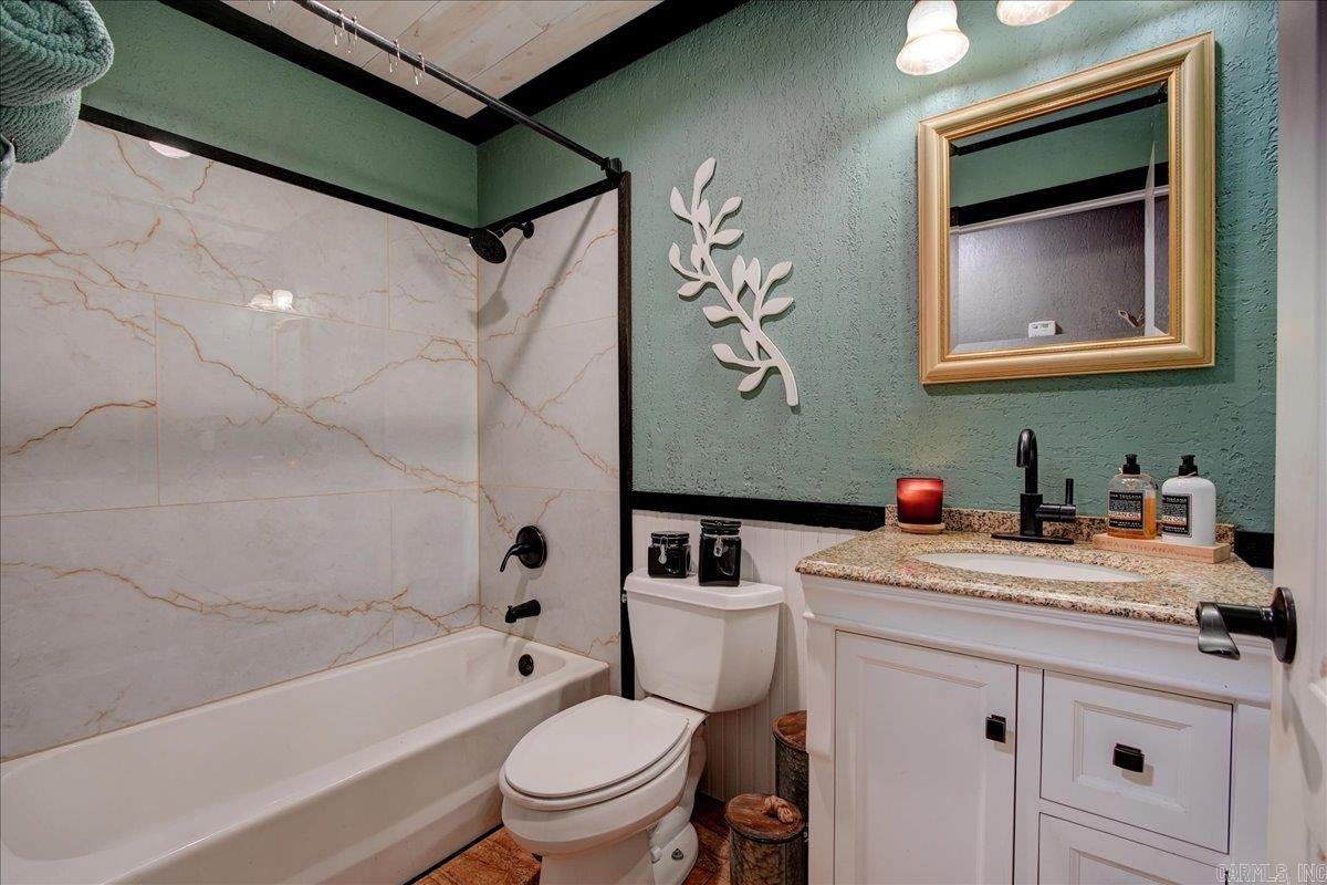 DIAMONDHEAD - Residential