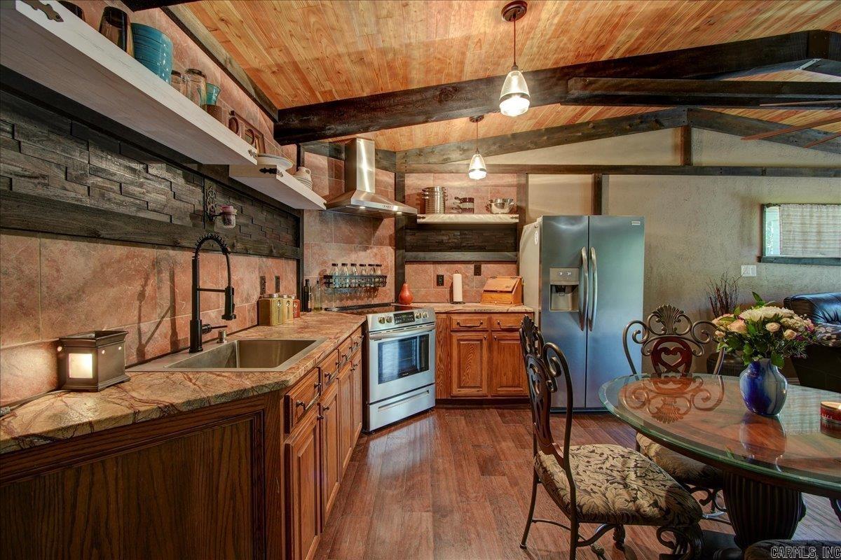 DIAMONDHEAD - Residential