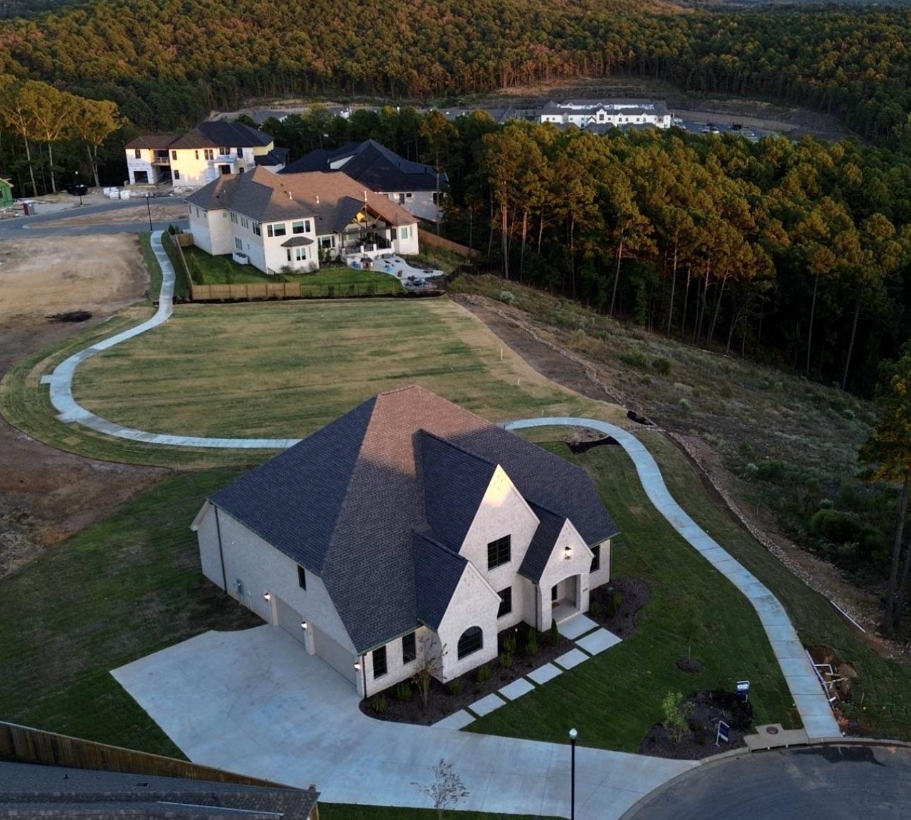 CHENAL VALLEY "FALSTONE COURT" - Residential