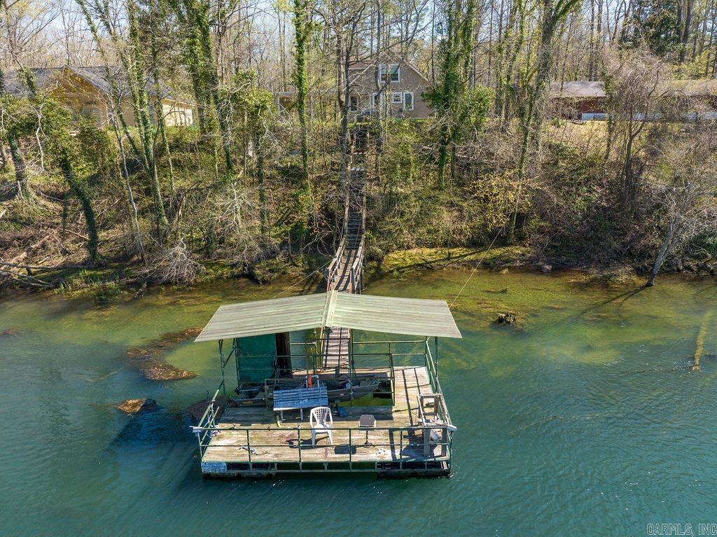 RIVER FRONT - RIVER - Residential