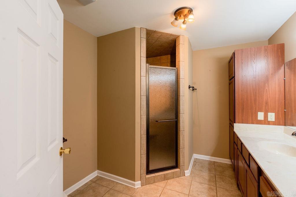 RIVER FRONT - RIVER - Residential