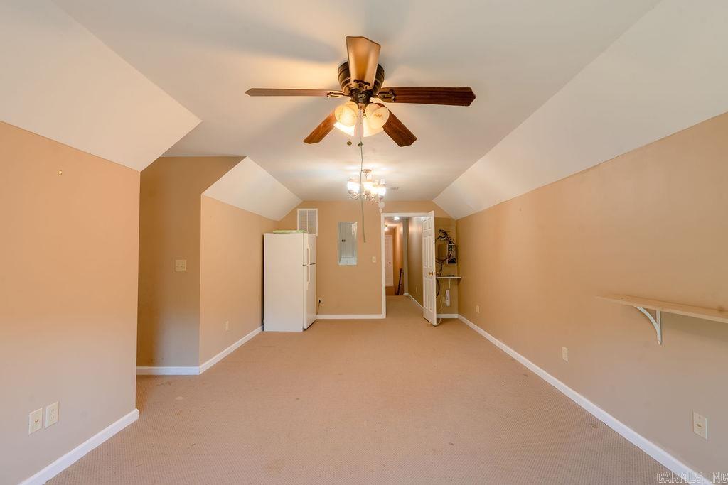 RIVER FRONT - RIVER - Residential