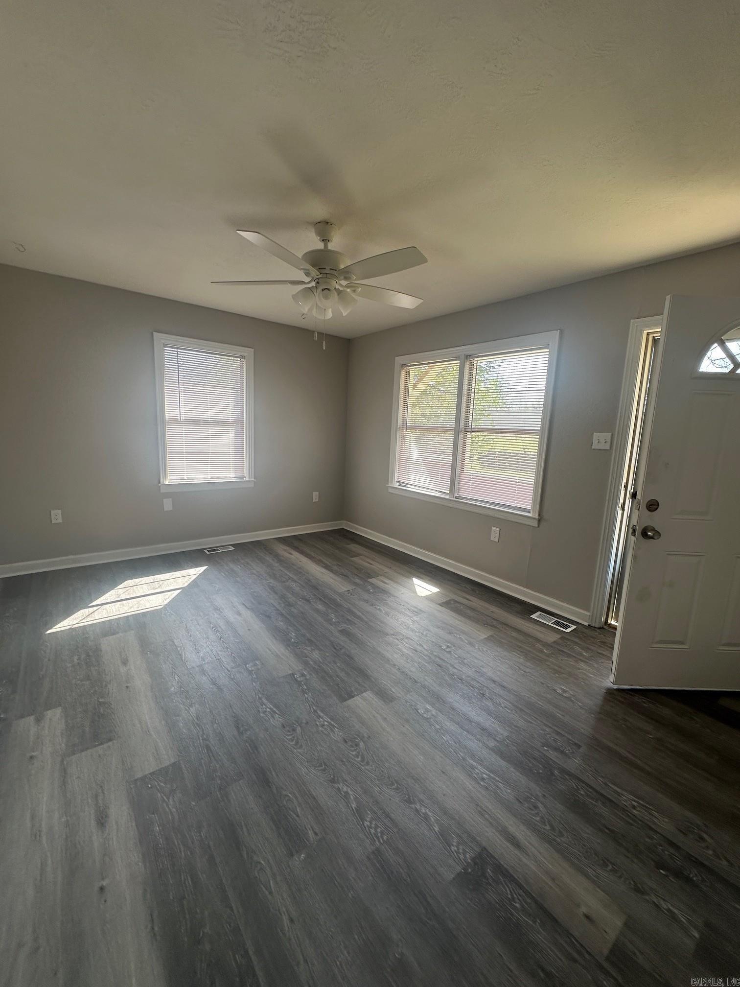 Farmeres 2nd - Residential