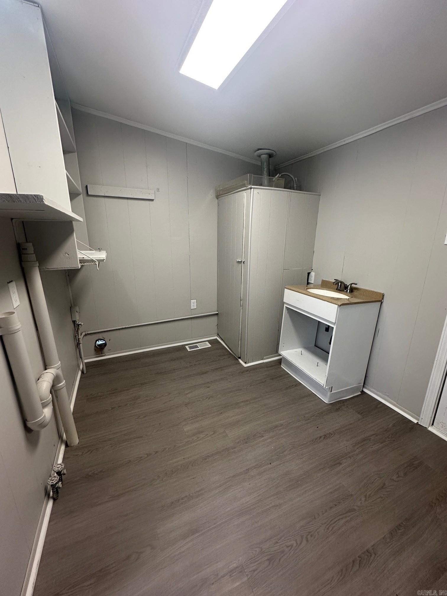 Farmeres 2nd - Residential