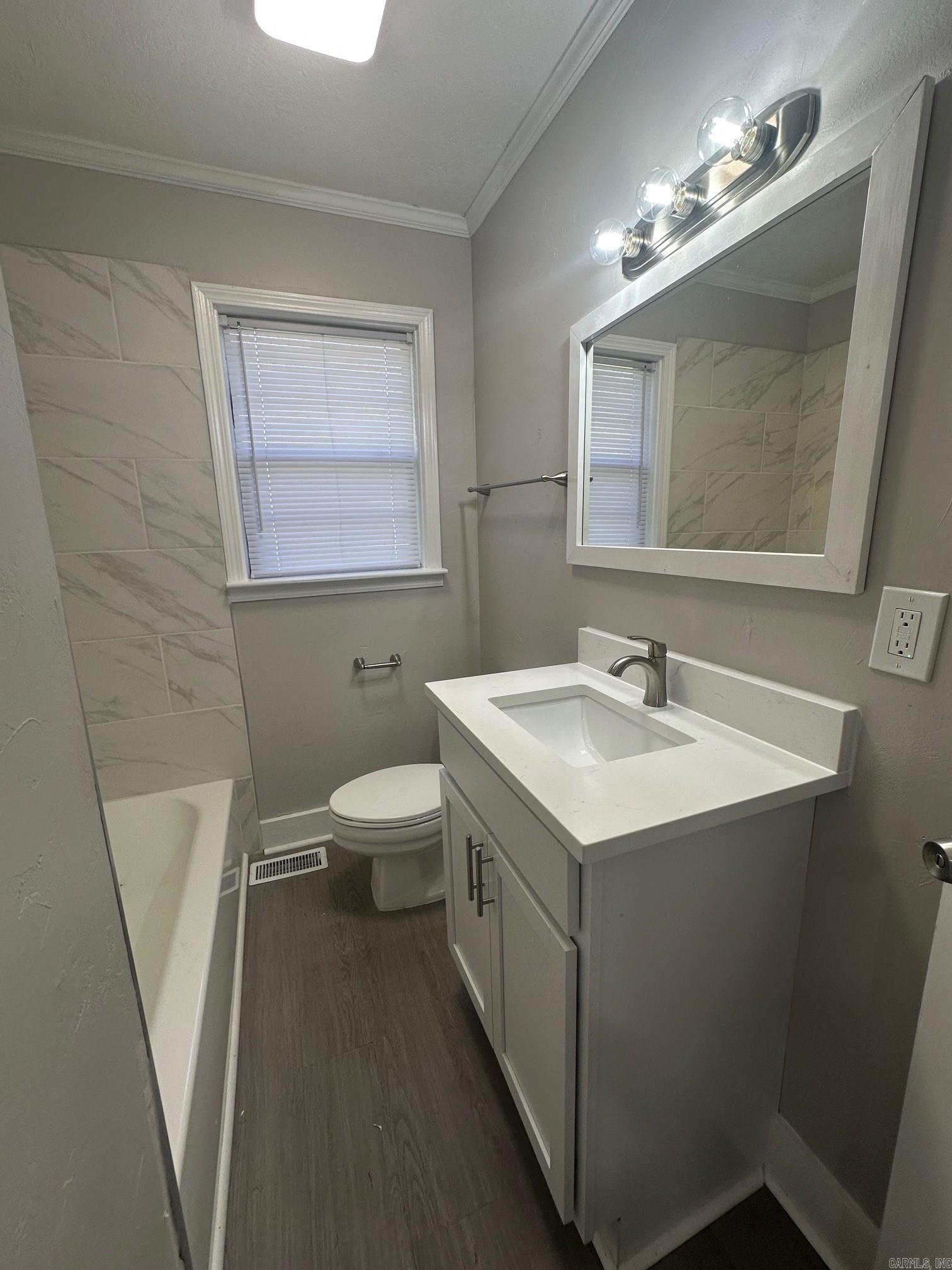 Farmeres 2nd - Residential