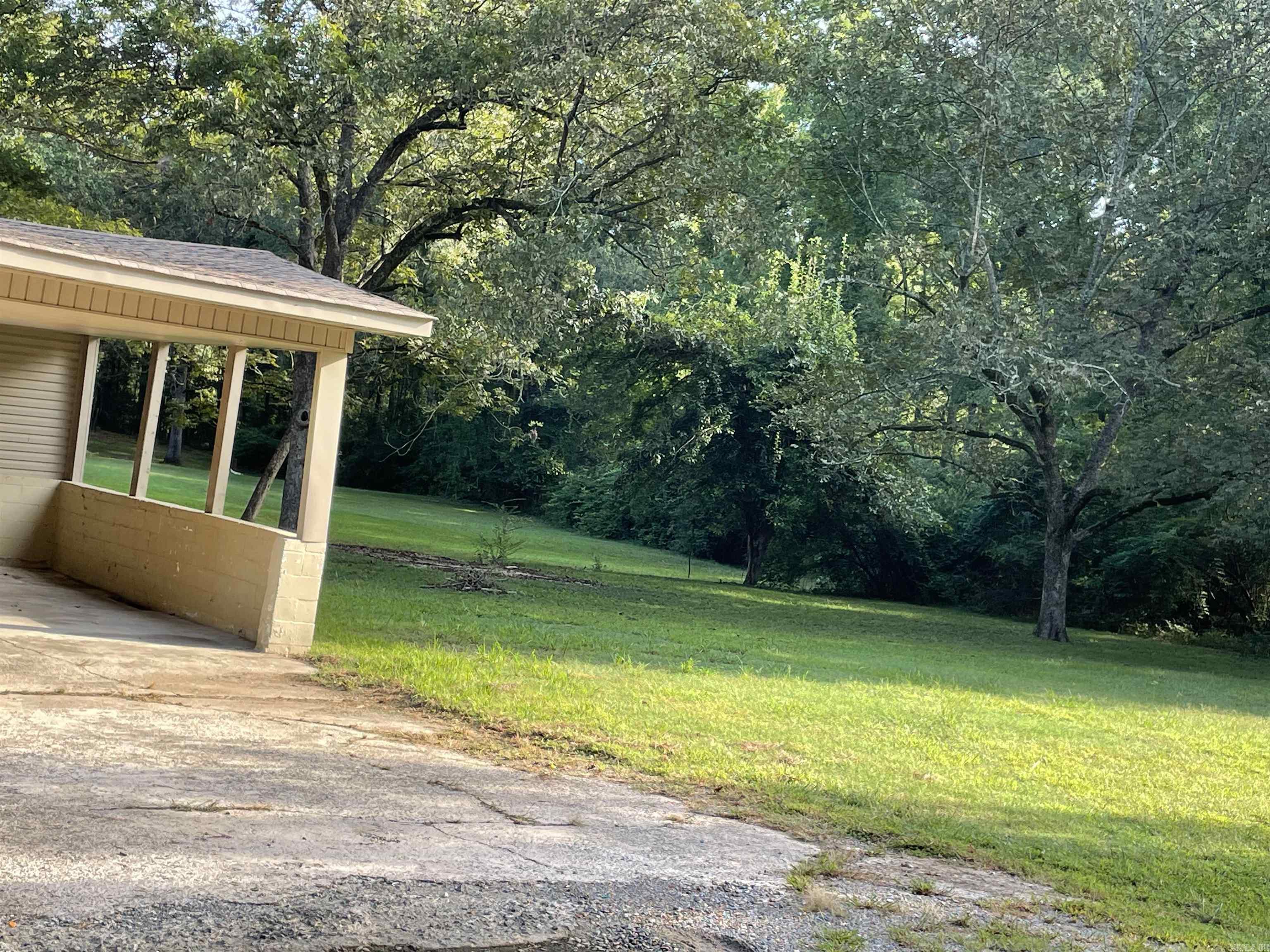 TANGLEWOOD HTS - Residential
