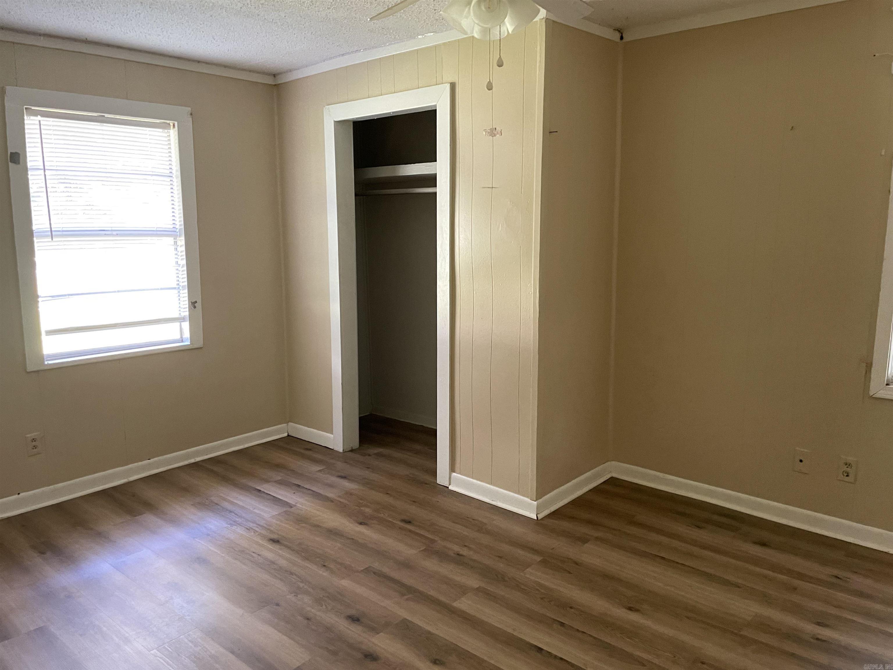 TANGLEWOOD HTS - Residential