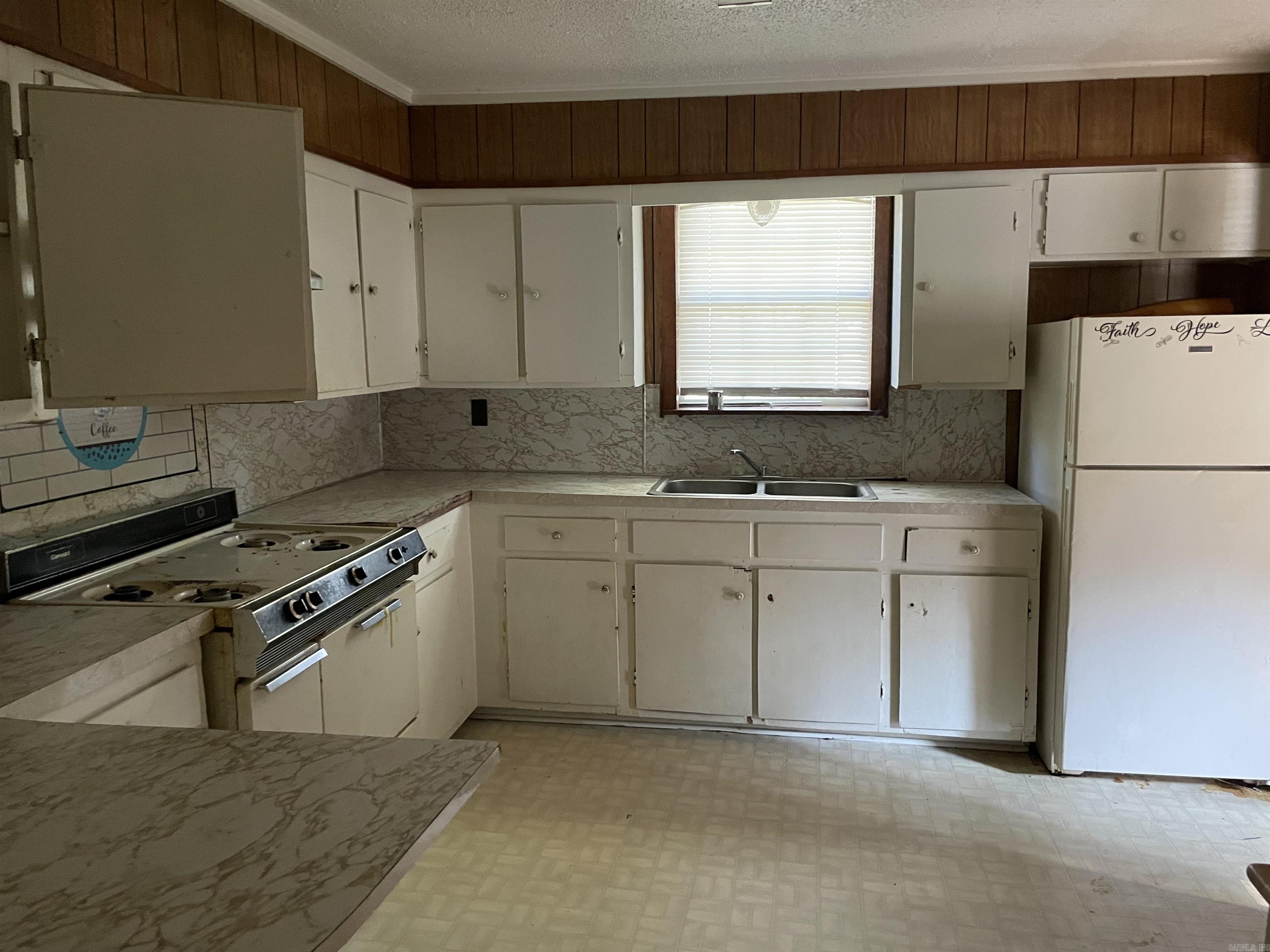 TANGLEWOOD HTS - Residential