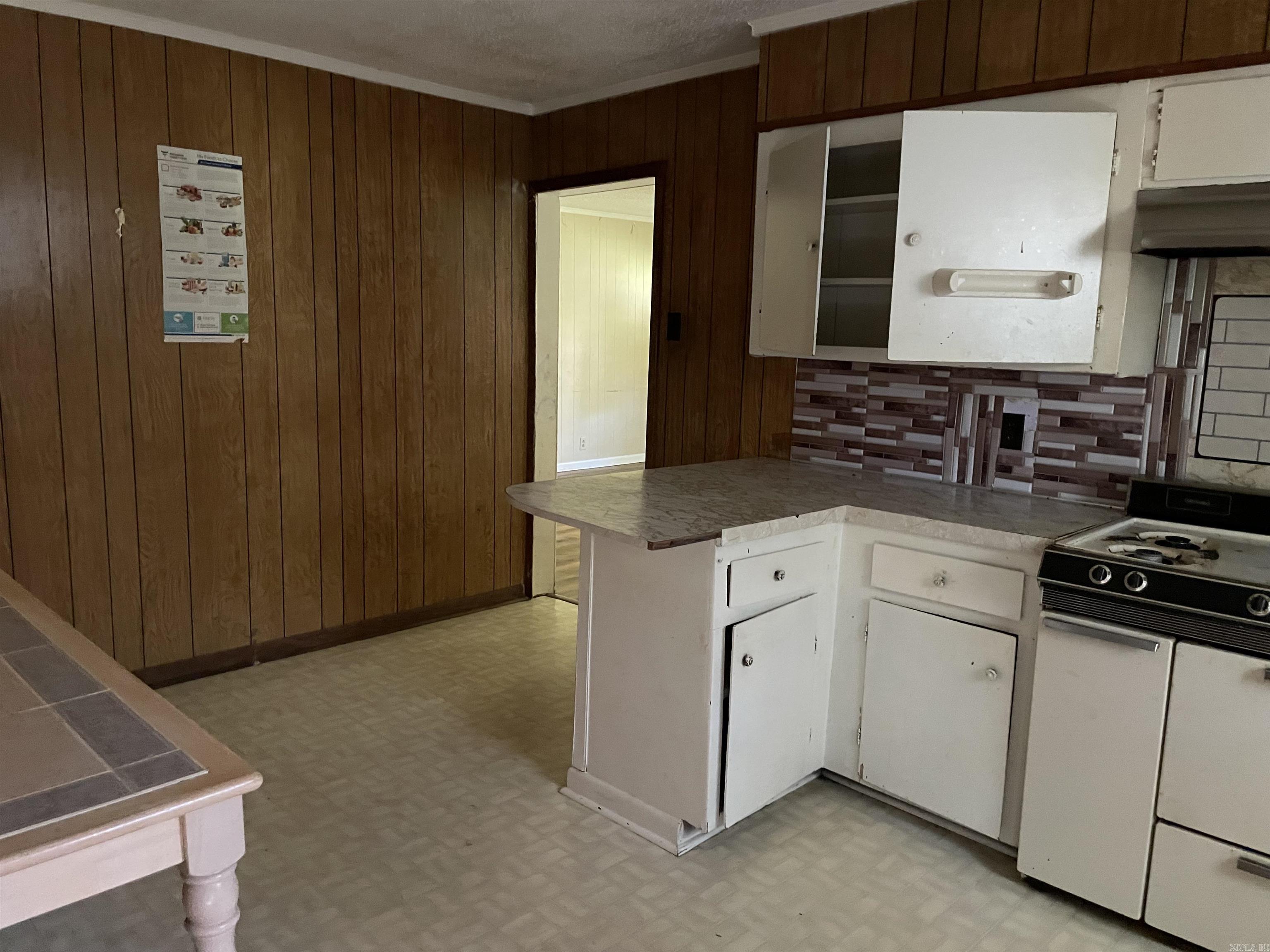 TANGLEWOOD HTS - Residential