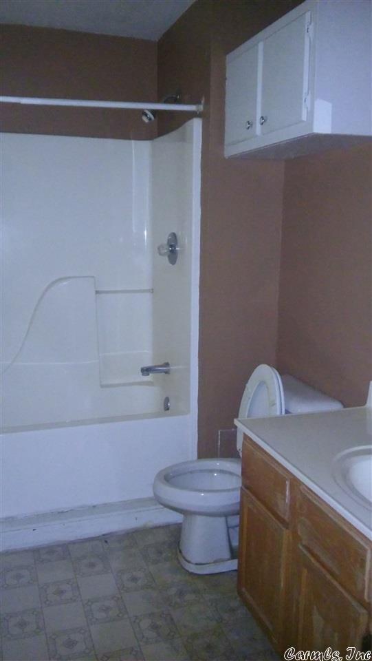 Towering Oaks - Residential Lease