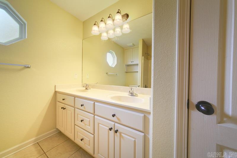 Graham Settlement - Residential Lease