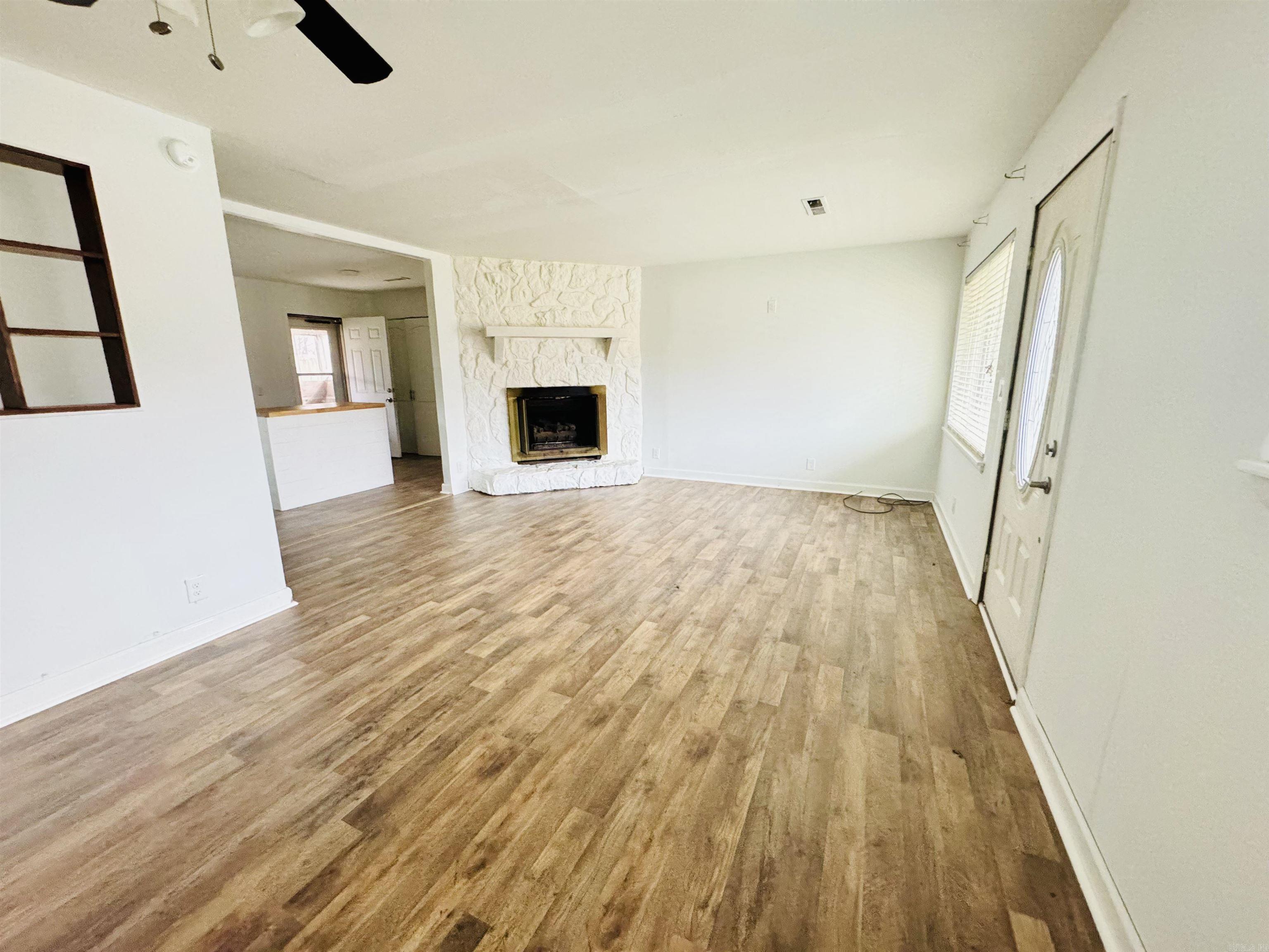 BELMONT - Residential