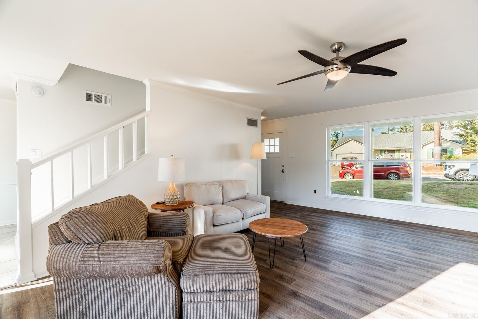 LUDINGTON HGTS - Residential