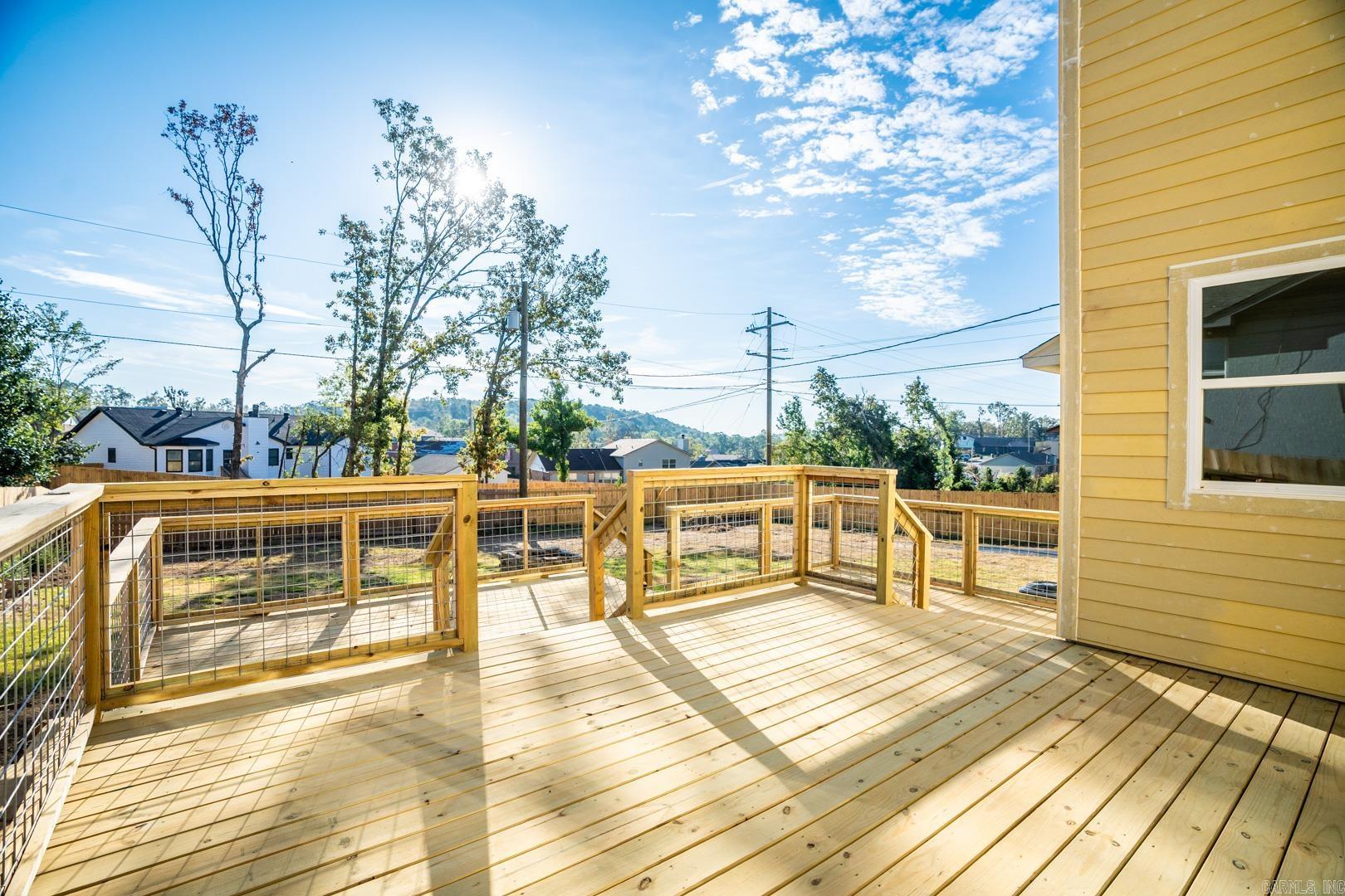 LUDINGTON HGTS - Residential