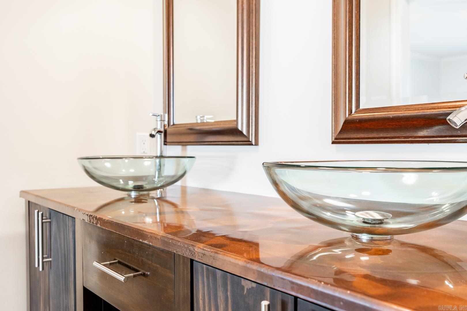 LUDINGTON HGTS - Residential