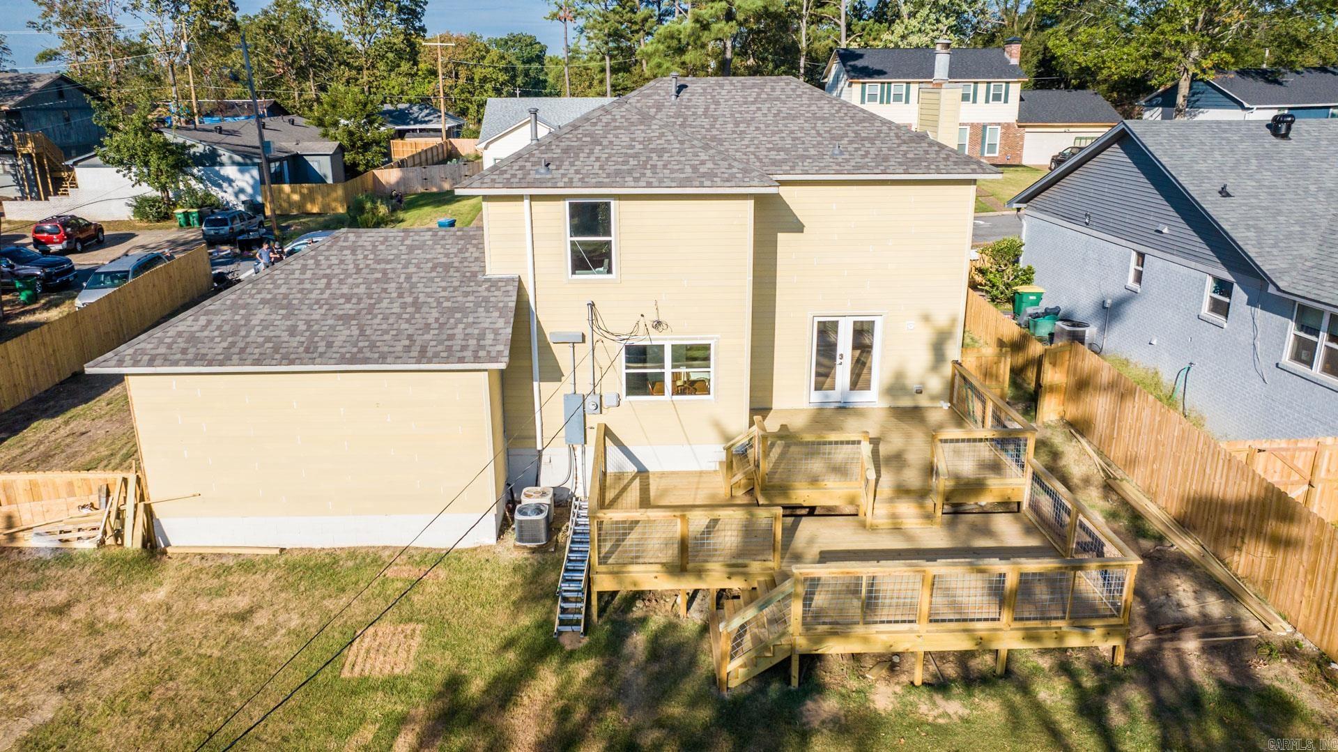 LUDINGTON HGTS - Residential