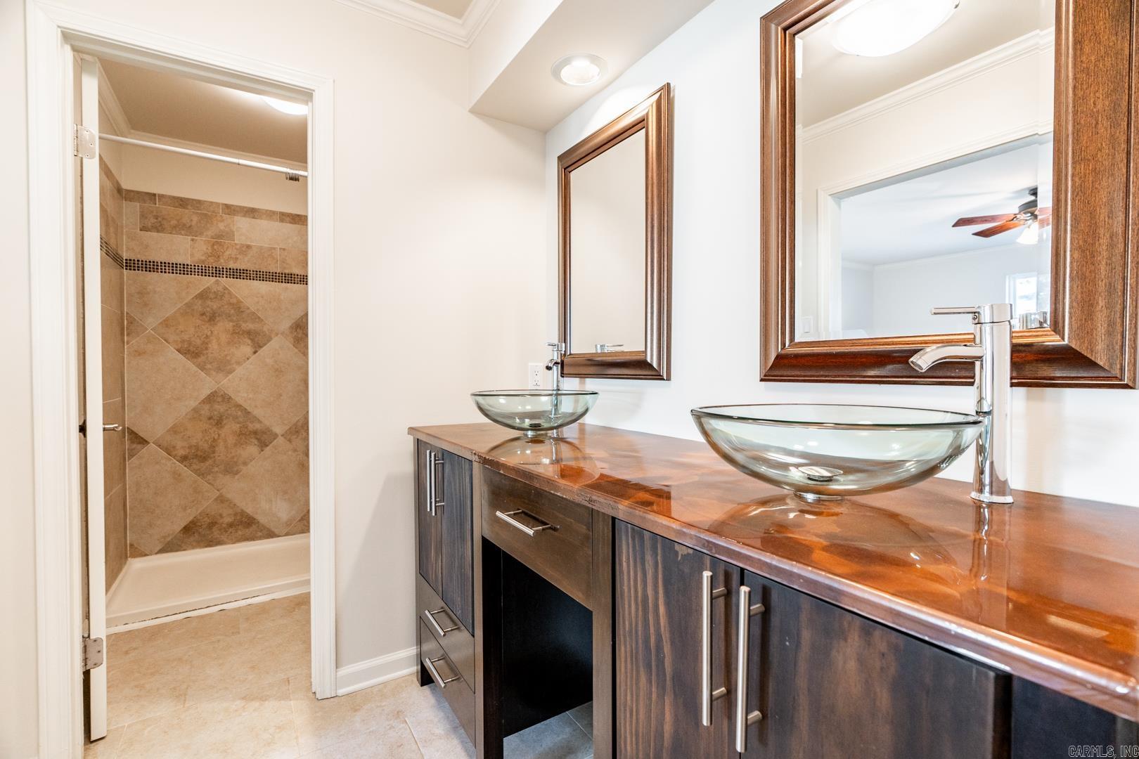 LUDINGTON HGTS - Residential