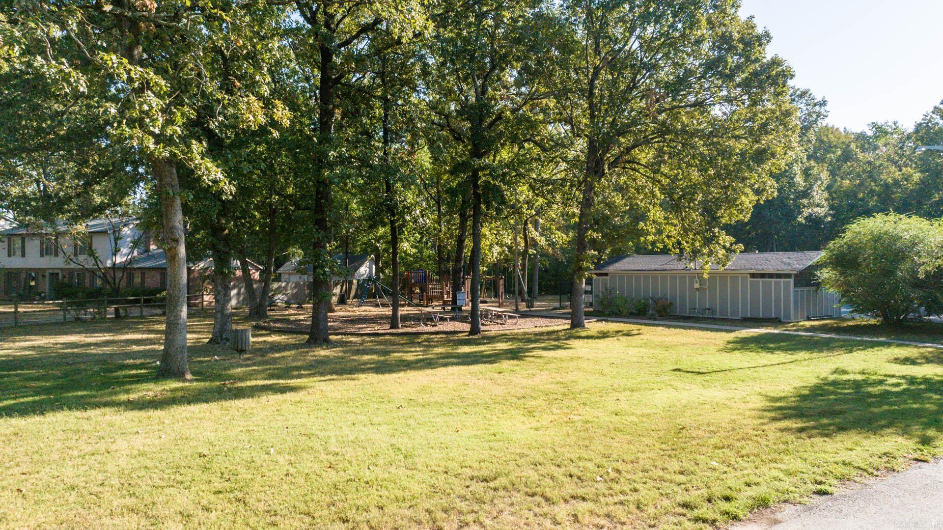 LUDINGTON HGTS - Residential