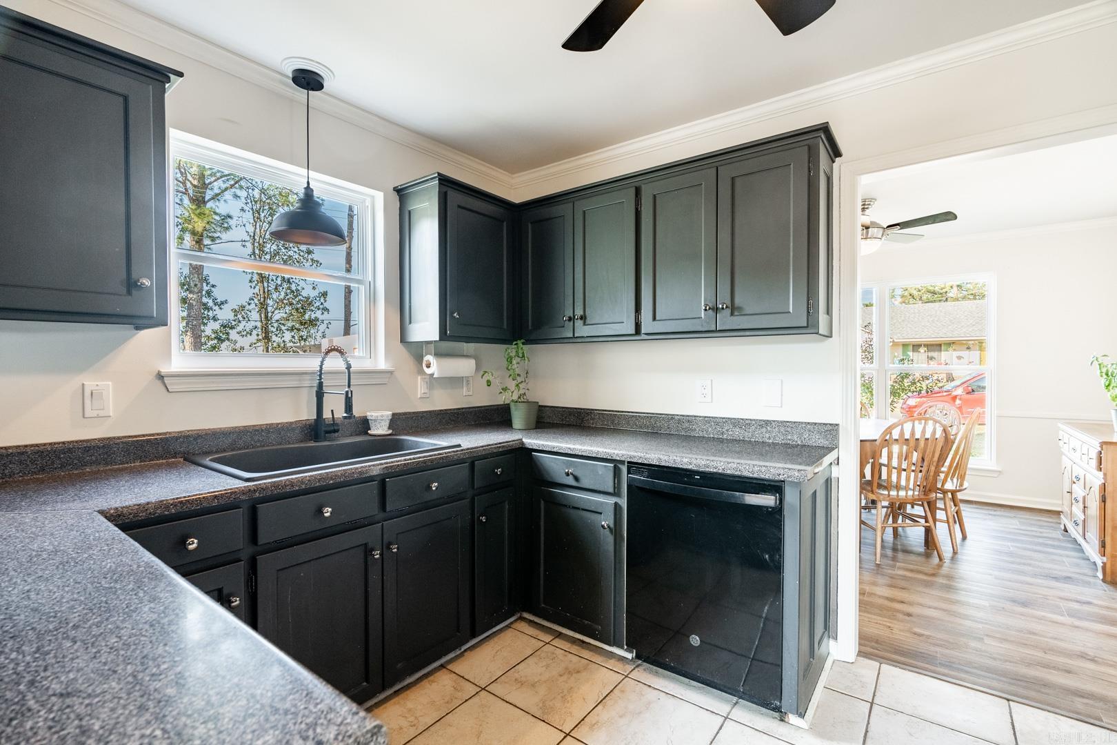 LUDINGTON HGTS - Residential