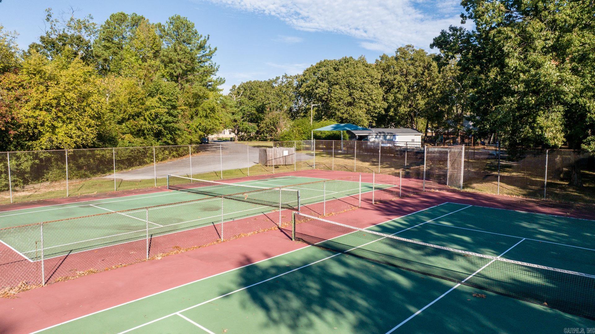 LUDINGTON HGTS - Residential