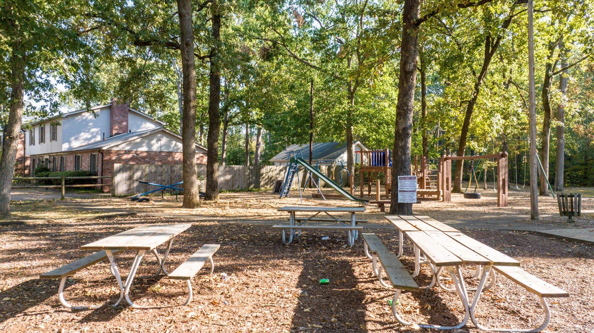 LUDINGTON HGTS - Residential